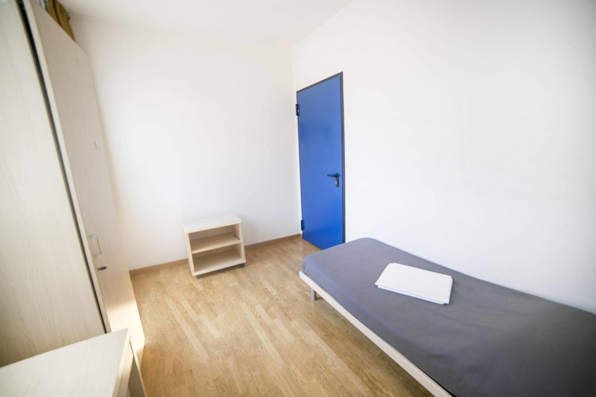 Sunny Terrace Hostel เวนิส ภายนอก รูปภาพ