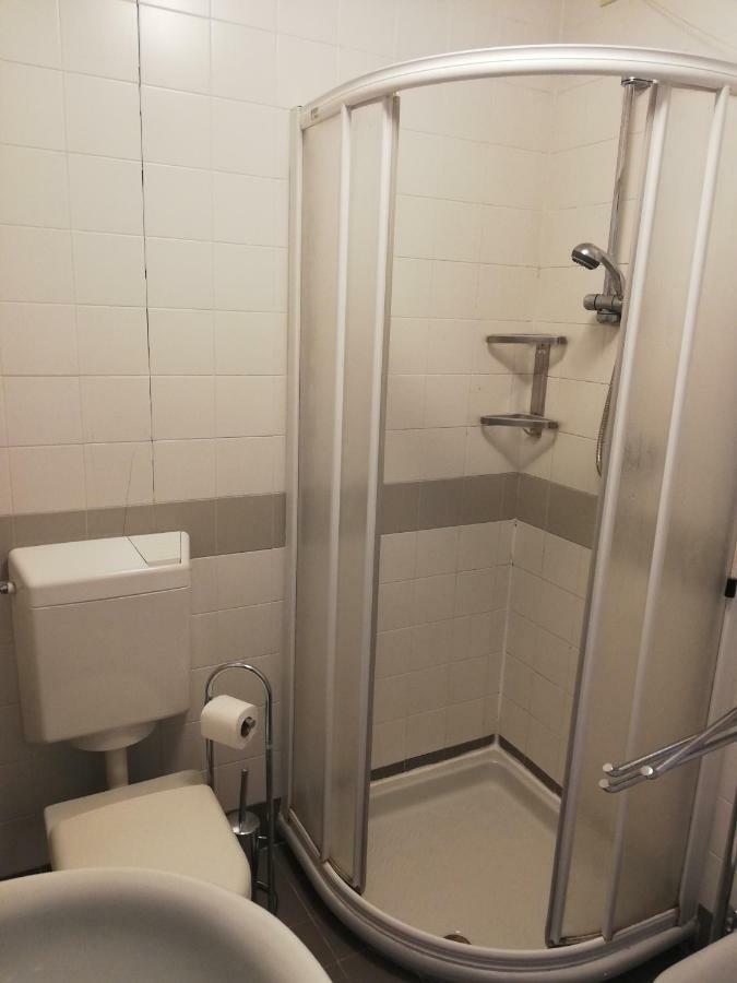 Sunny Terrace Hostel เวนิส ภายนอก รูปภาพ