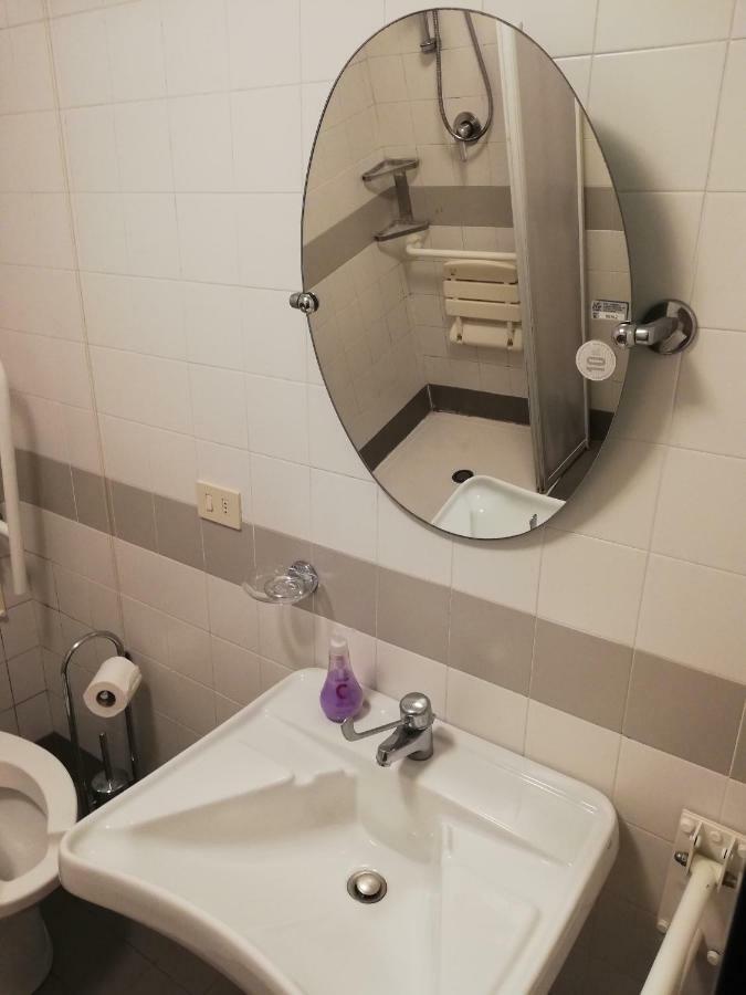 Sunny Terrace Hostel เวนิส ภายนอก รูปภาพ